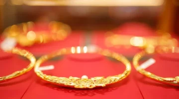 لماذا قفزت أسعار سبائك الذهب والخواتم إلى مستويات قياسية جديدة؟